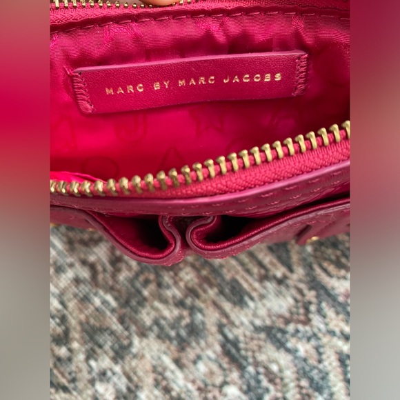 Marc by Marc Jacobs Totally Turnlock Percy Patent Leather Crossbody Purse - Picture 5 of 7